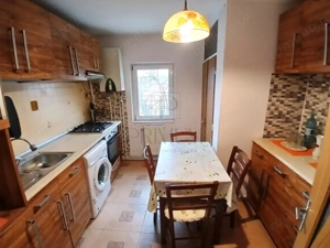 DAMBOVITA - 3 CAMERE - 2 BAI - 2 BALCOANE - ETAJ 2 - CENTRALA PROPRIE - DEBARA