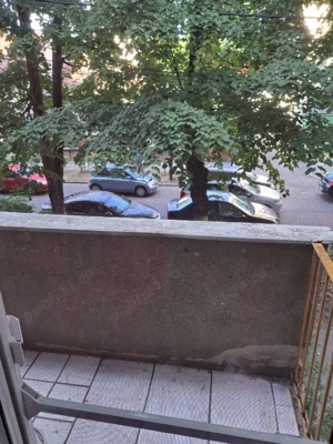 Vand apartament 2 camere - imagine 5