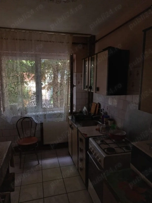 Vand apartament 2 camere - imagine 2