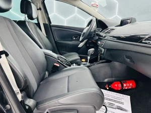 RENAULT MEGANE - imagine 16