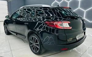 RENAULT MEGANE - imagine 3