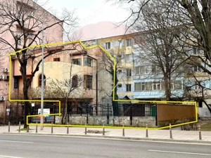 Vila cu teren 230 mpde vânzare central Bulevardul Ferdinand Constanta - imagine 2