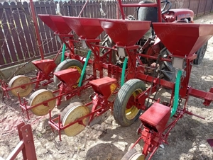 Semănătoare porunb 