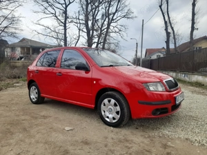 Skoda Fabia Impecabila 2007 - imagine 5