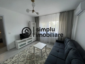 Garsoniera Decomandata J-uri Rovine