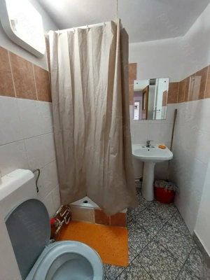 Proprietar inchiriez apartament doua camere decomandat in Drumul Taberei lanaga metrou Raul Doamnei - imagine 5