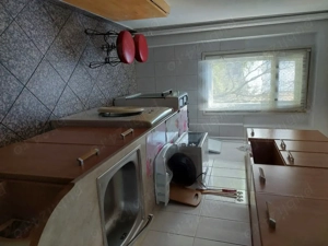 Proprietar inchiriez apartament doua camere decomandat in Drumul Taberei lanaga metrou Raul Doamnei - imagine 4