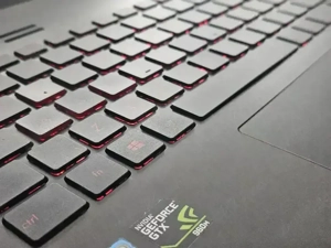 Laptop gaming Asus  Intel i7 6th 16 gb ddr4, SSD 256GB, Nvidia GTX 960 4GB, 15.6 LED FULLHD 