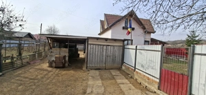 Casă de vânzare la țară  - imagine 4