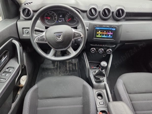 Dacia Duster Prestige 1.3 benzina 130 CP - imagine 10