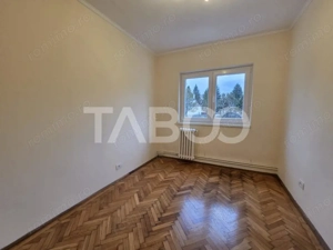 Apartament 4 camere de inchiriat Bulevardul Unirii acces din strada - imagine 5