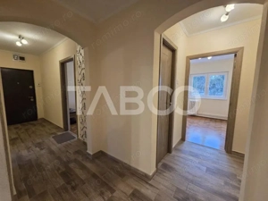 Apartament 4 camere de inchiriat Bulevardul Unirii acces din strada - imagine 9