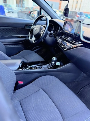 Toyota C-HR Trend Hybrid 1.8 - imagine 9
