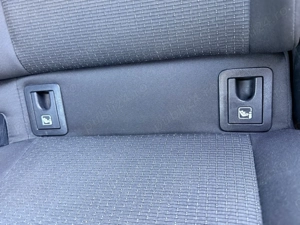 Toyota C-HR Trend Hybrid 1.8 - imagine 10