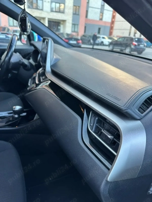 Toyota C-HR Trend Hybrid 1.8 - imagine 8