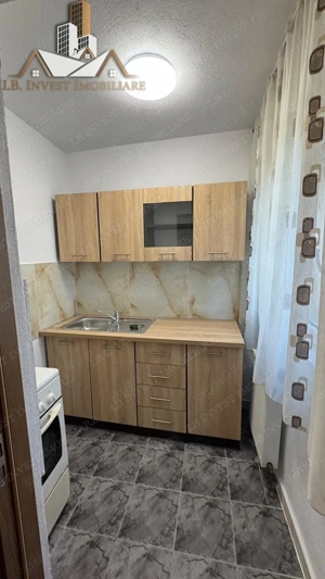 Garsoniera Calea Buziasului230 euro-cu balcon-etaj 1