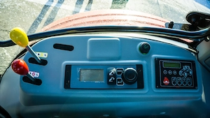 UNIC! Tractor URSUS C-3110 fără DPF, fără AdBlue doar 25 Ore, Ca Nou! Vândut de Importatorul oficial - imagine 13