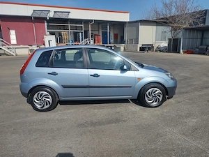 Ford fiesta impecabila preț 1600 euro  - imagine 3