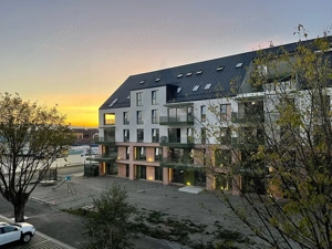 Apartament exclusivist terasa  acoperita view spre lac zona Țiglari - imagine 8