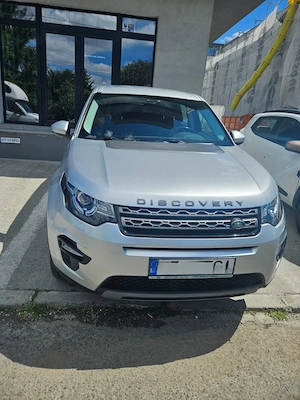 Vând Land Rover Discovery 