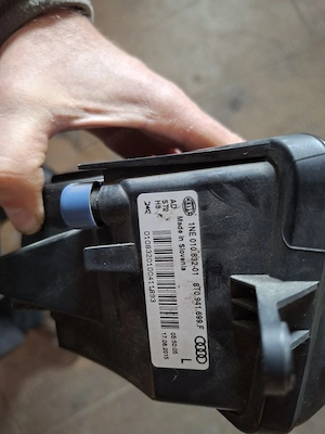 Vand proiectoare bara fata Audi A5, din 2015 - imagine 3