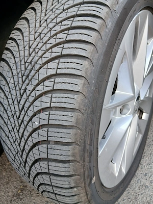 Anvelope All season 225 /45 R17 - imagine 3