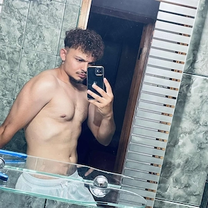 Maestru dominator bi