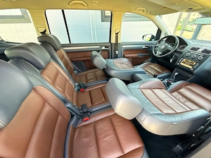 Volkswagen Touran 2.0 TDI DPF DSG Cross - imagine 17