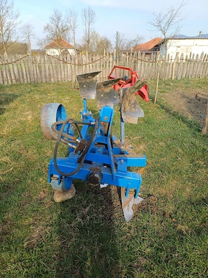 plug reversibil  - imagine 2