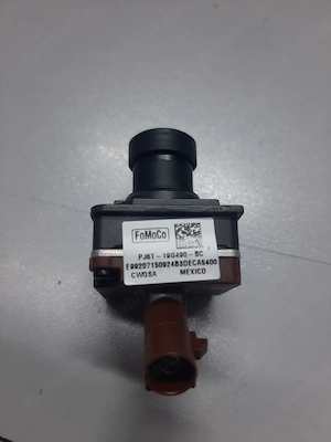 Camera parcare Ford Kuga  - imagine 2
