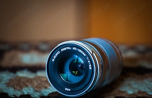 Obiectiv Mirorless Olympus 40-150 mm cu Parasolar.