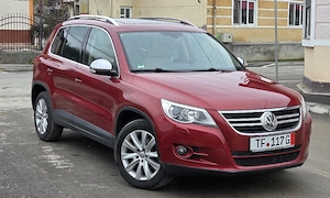 VW Tiguan 4x4 benzina  automata 