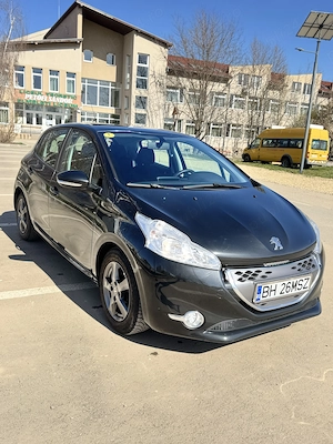 Peugeot 208 1.4D automat - imagine 2