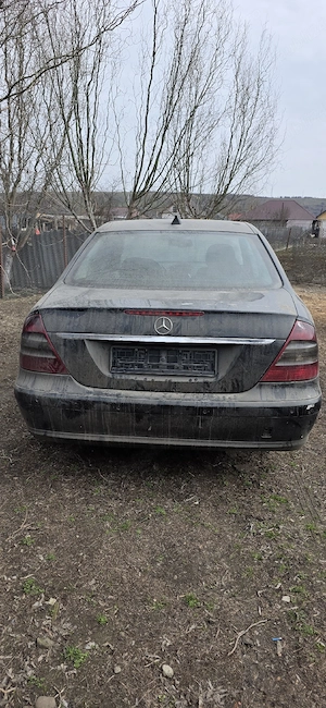 Dezmbembrez E220D 2007 - imagine 4