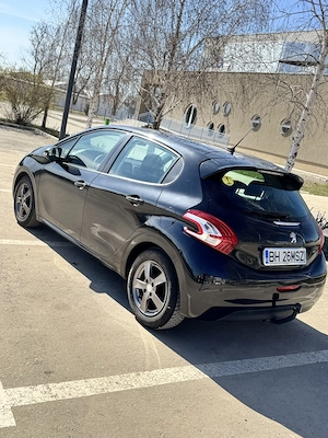 Peugeot 208 1.4D automat - imagine 3