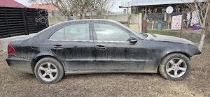 Dezmbembrez E220D 2007 - imagine 2