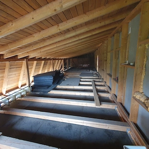 Vând casă zona centrală  - imagine 2