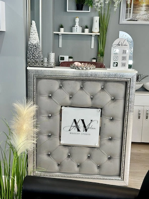 Receptie tapitata cu rama vitange