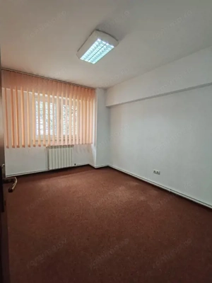 Apartament 3 camere | 75 mp | Zona Central – Vad comercial excelent - imagine 3