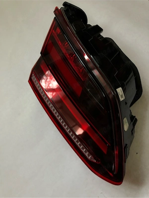 Volkswagen Arteon Lampă spate în capacul portbagajului 3G8945308N - imagine 2