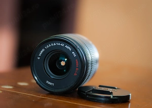 Obiectiv Miror Panasonic Lumix 14-42 mm  imepcabil ca nou .