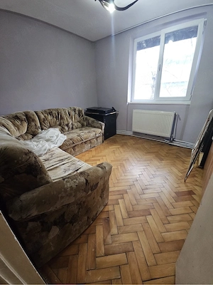 Vand apartament 2 camere - imagine 4