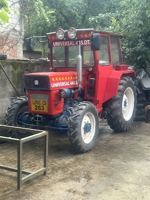 Universal 445 DT 4x4 - imagine 4