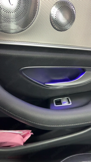 Mercedes E Class E220D - imagine 2