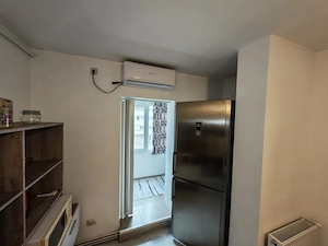 Apartament cu 2 camere,decomandat,etajul 2,zona Baba Dochia - imagine 2