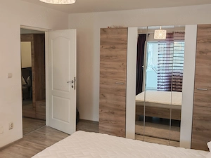 Apartament cu 2 camere,decomandat,etajul 2,zona Baba Dochia - imagine 18