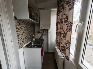 Apartament cu 2 camere,decomandat,etajul 2,zona Baba Dochia - imagine 14