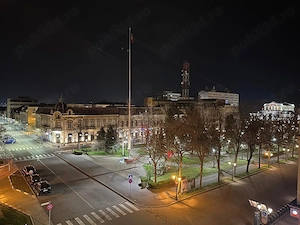 Inchiriez apartament cu 3 camere ultracentral