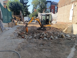 Demolari, săpături, evacuare moluz 