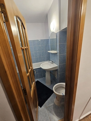 Garsoniera de inchiriat in capat 1 - imagine 5